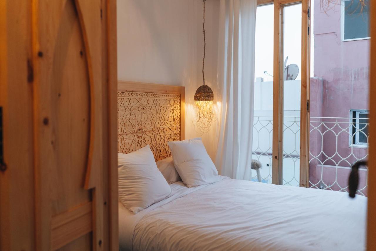 Blue Waves Boutique Hostel Tamraght Eksteriør bilde